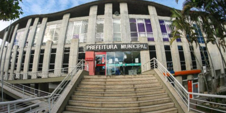 Prefeitura de Saquarema lança 1º concurso público de 2026 com mais de 1,6 mil vagas. Reprodução